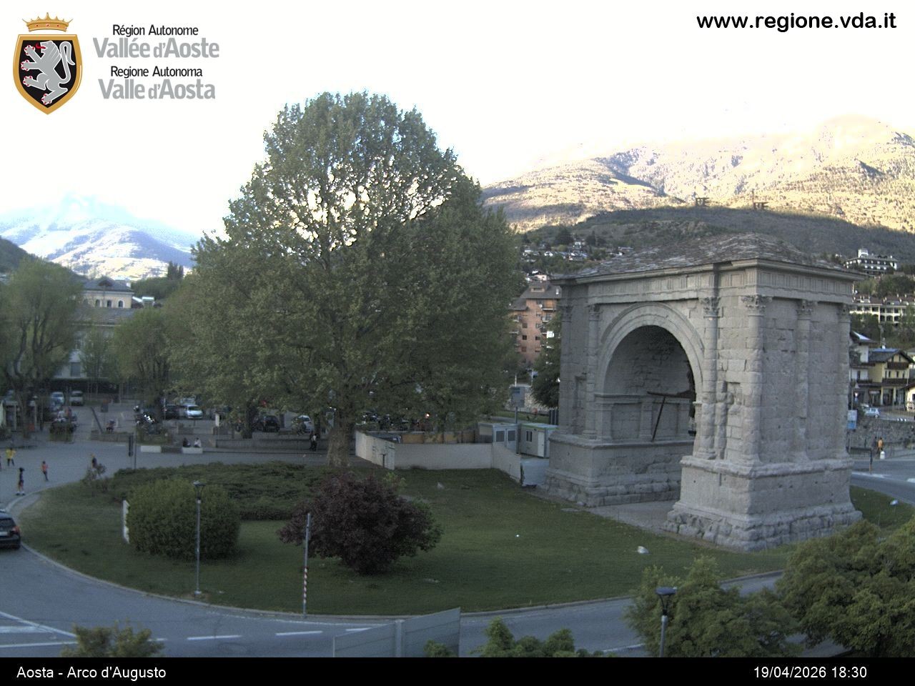 Archiv Foto Webcam Piazza Arco d'Augusto, Aosta