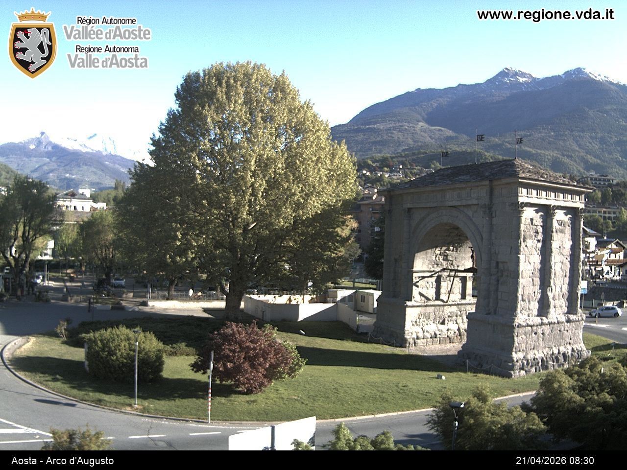 Archiv Foto Webcam Piazza Arco d'Augusto, Aosta