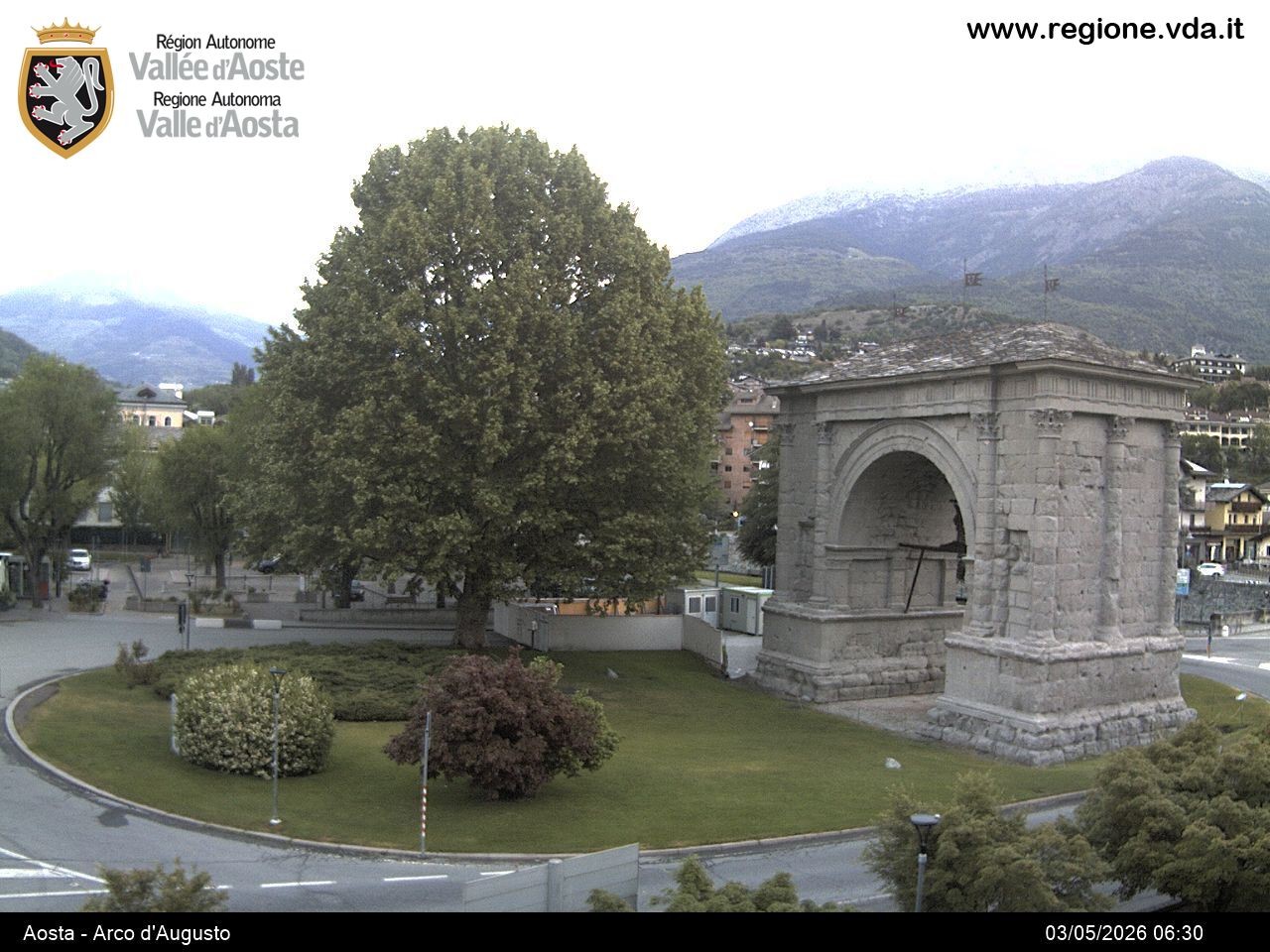 Archiv Foto Webcam Piazza Arco d'Augusto, Aosta