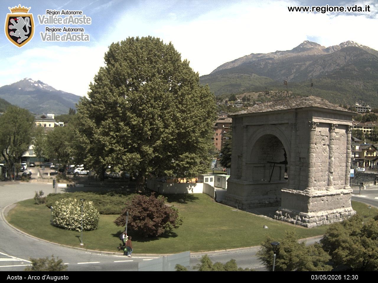 Archiv Foto Webcam Piazza Arco d'Augusto, Aosta