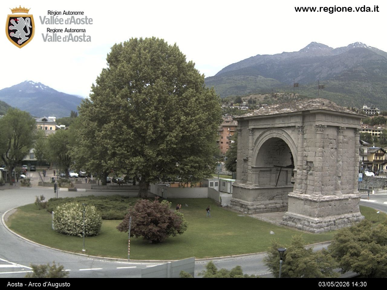 Archiv Foto Webcam Piazza Arco d'Augusto, Aosta