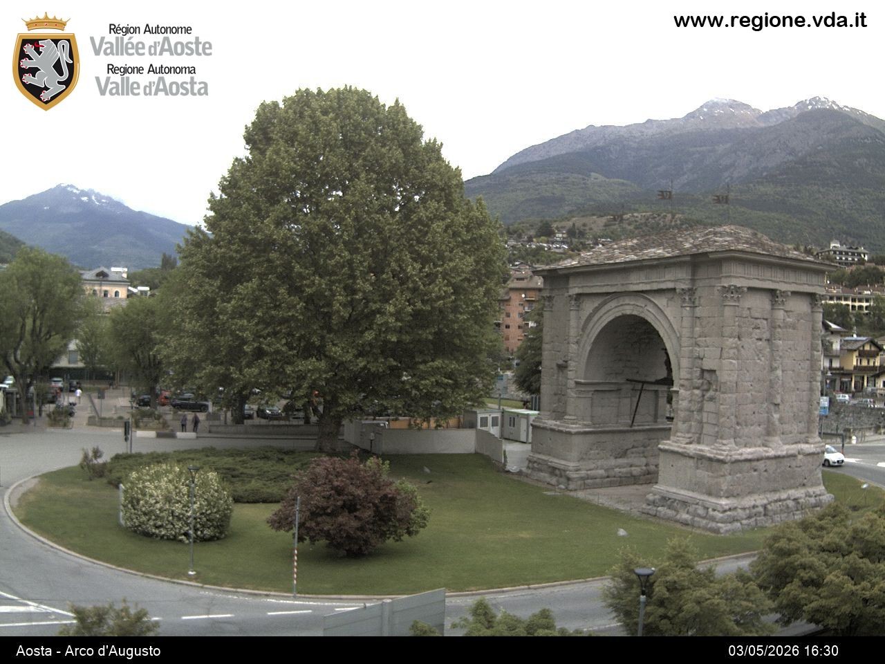 Archiv Foto Webcam Piazza Arco d'Augusto, Aosta