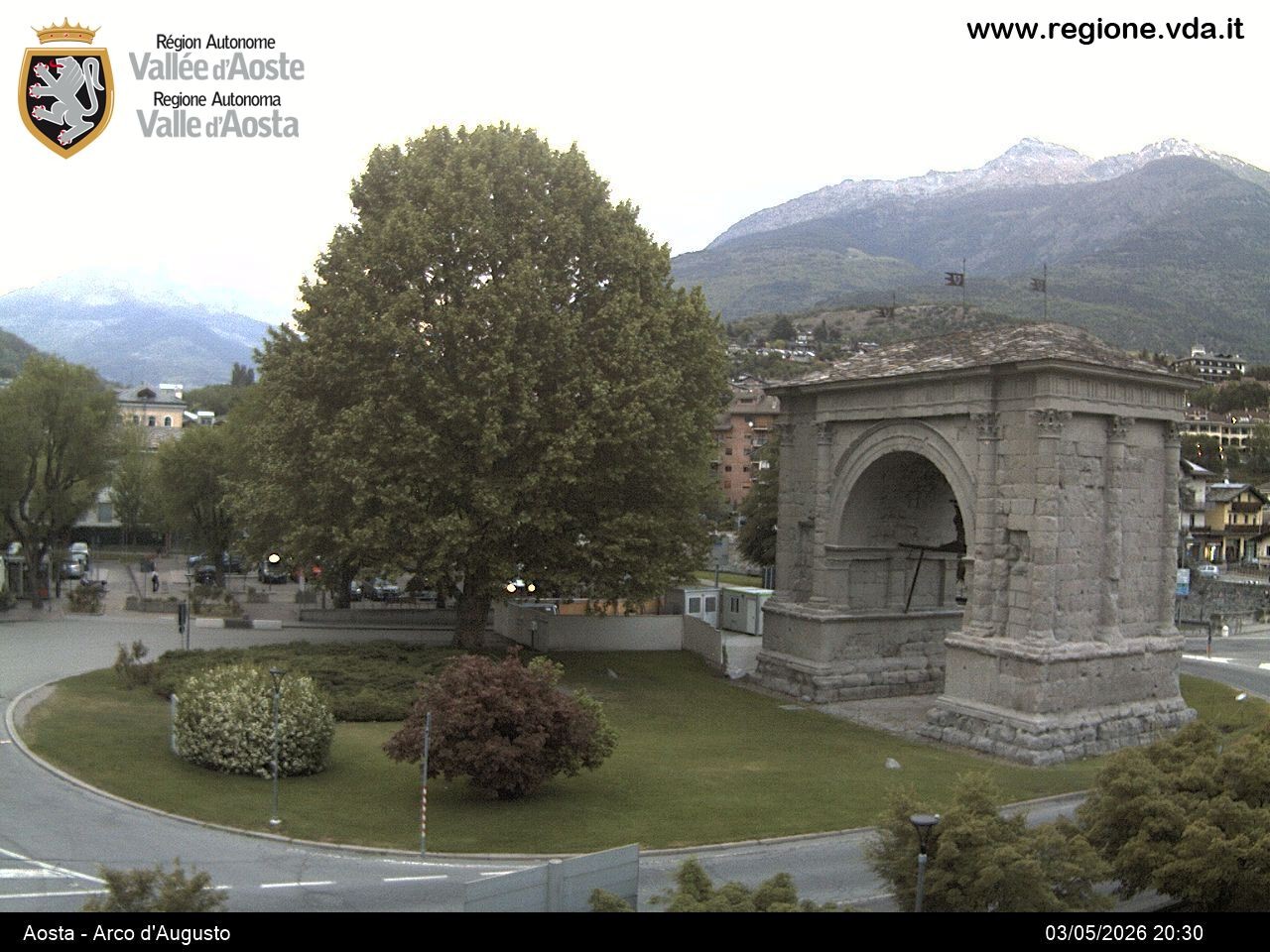Archiv Foto Webcam Piazza Arco d'Augusto, Aosta
