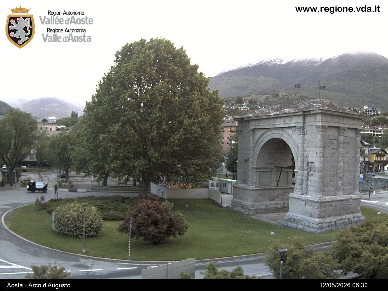 Archiv Foto Webcam Piazza Arco d'Augusto, Aosta
