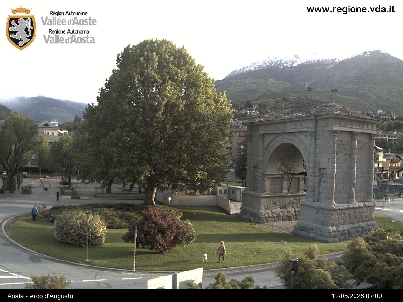 Archiv Foto Webcam Piazza Arco d'Augusto, Aosta