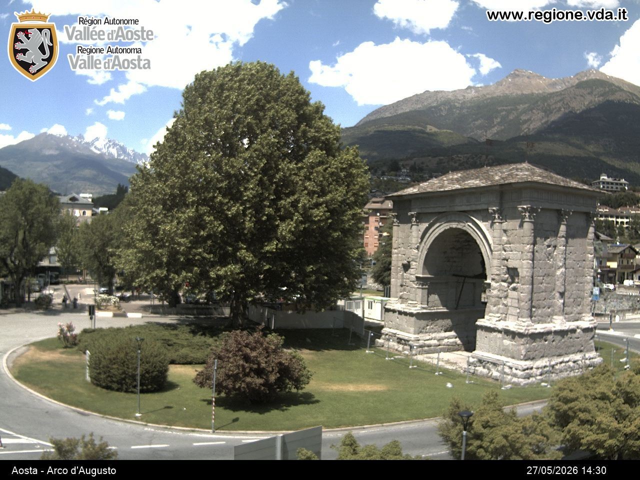 Archived image Webcam Aosta, Piazza Arco d'Augusto