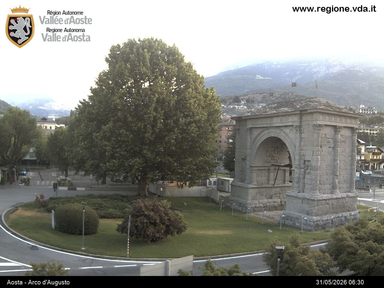 Archived image Webcam Aosta, Piazza Arco d'Augusto