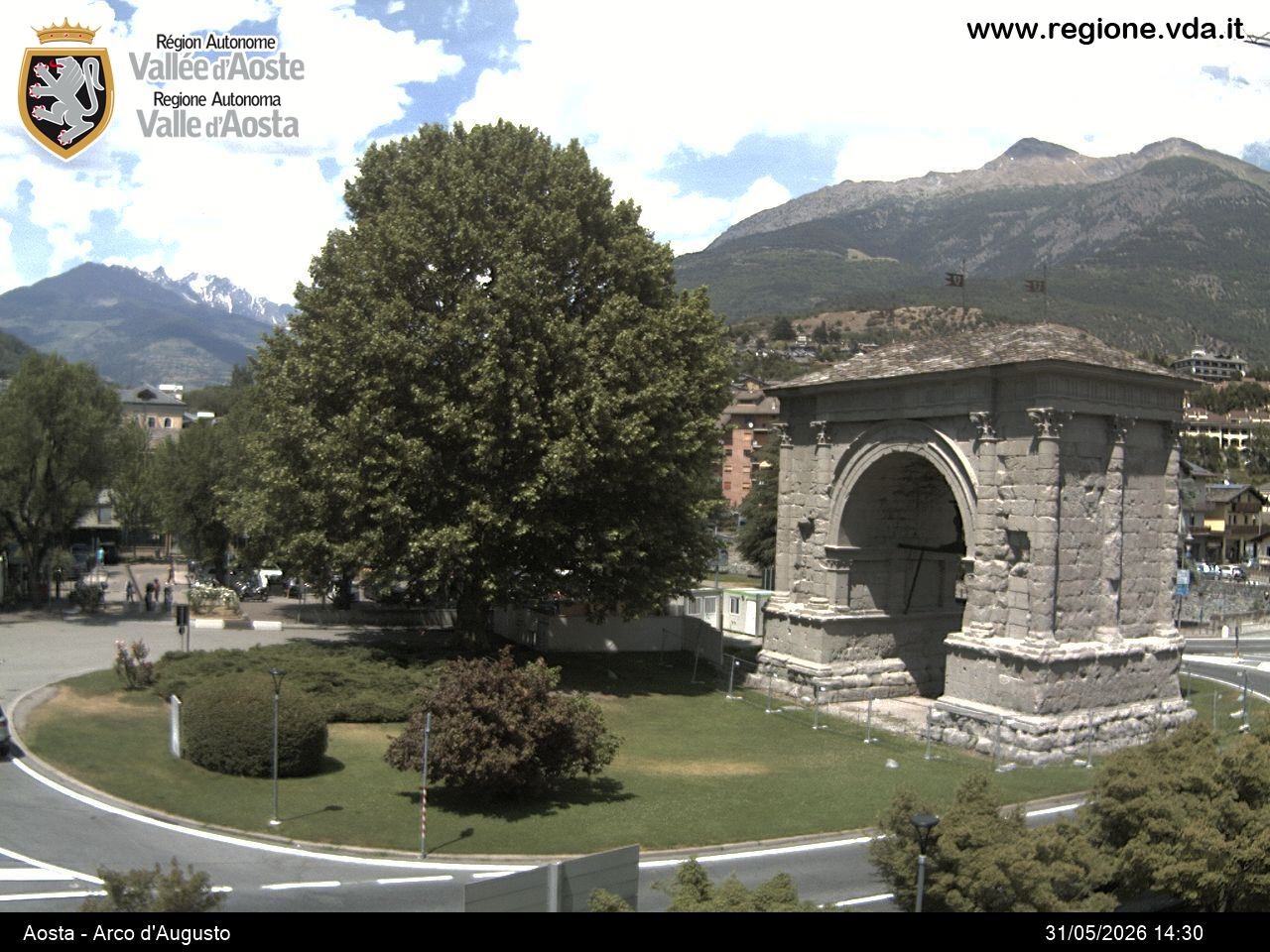 Archived image Webcam Aosta, Piazza Arco d'Augusto