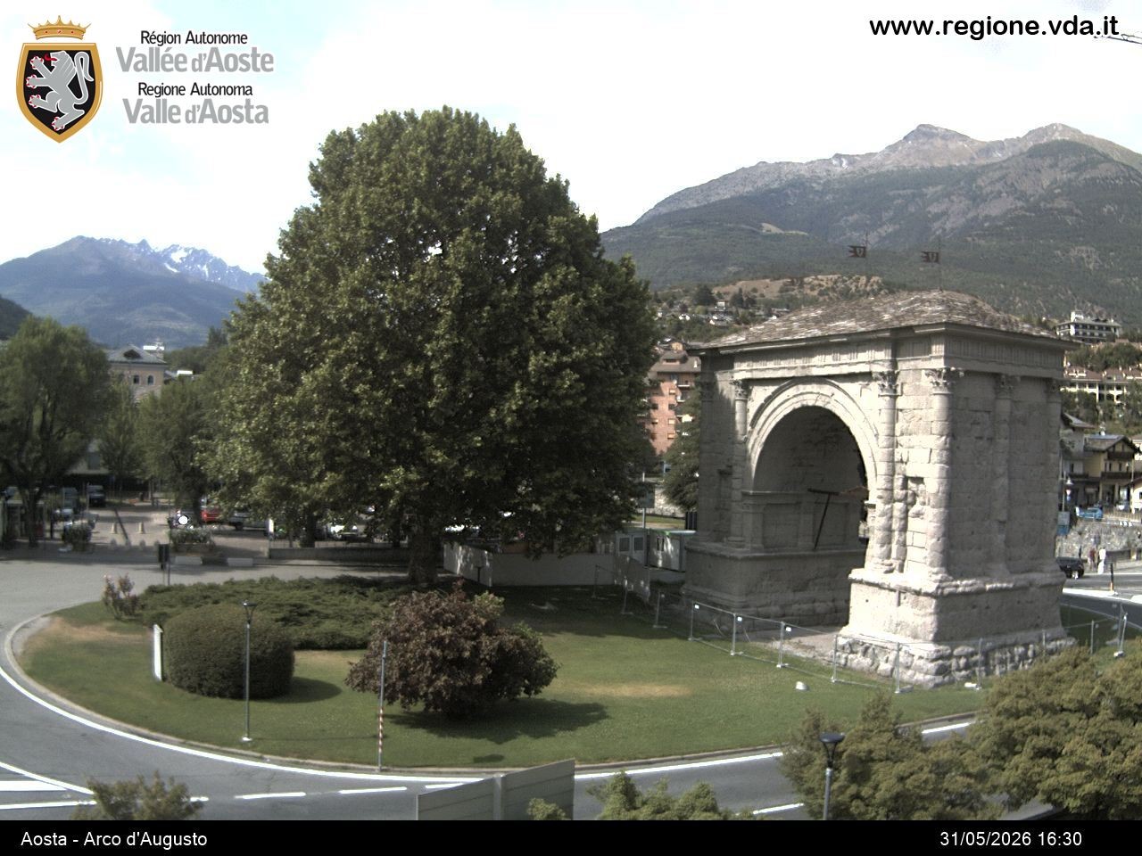 Archived image Webcam Aosta, Piazza Arco d'Augusto
