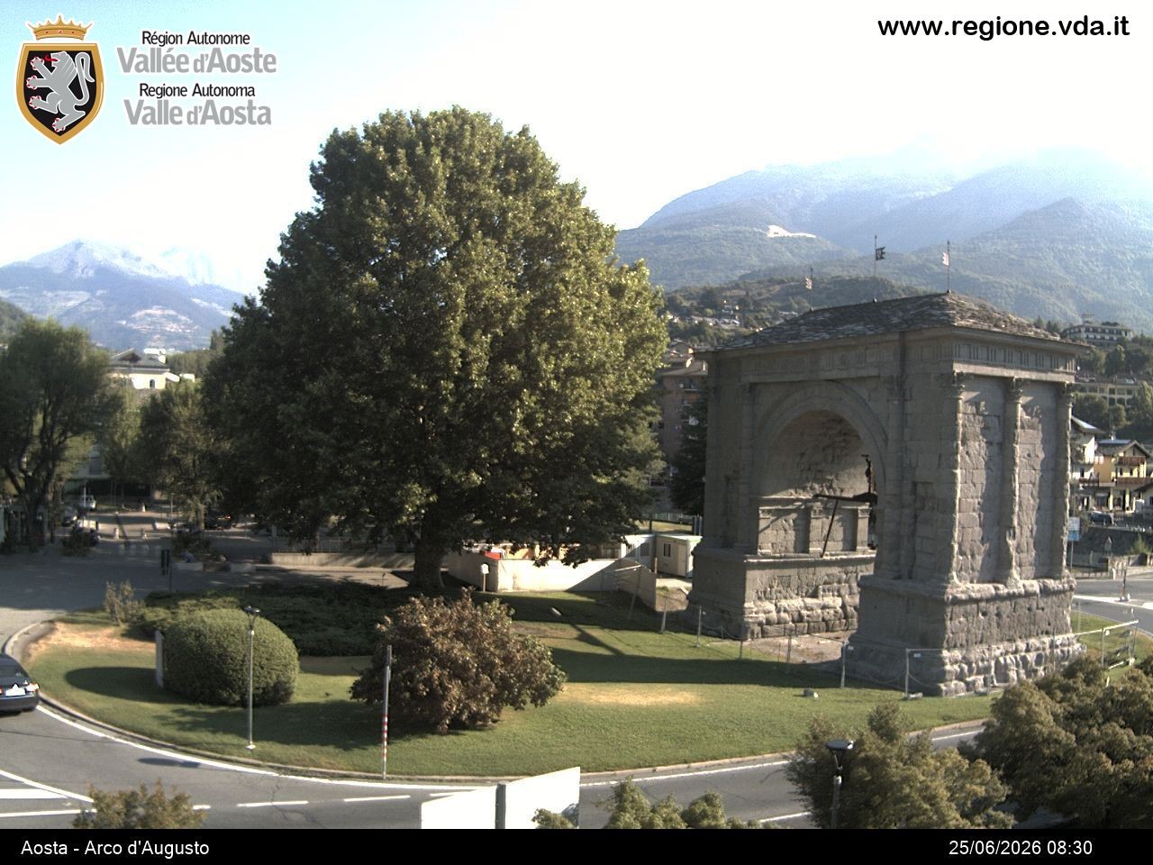 Archiv Foto Webcam Piazza Arco d'Augusto, Aosta