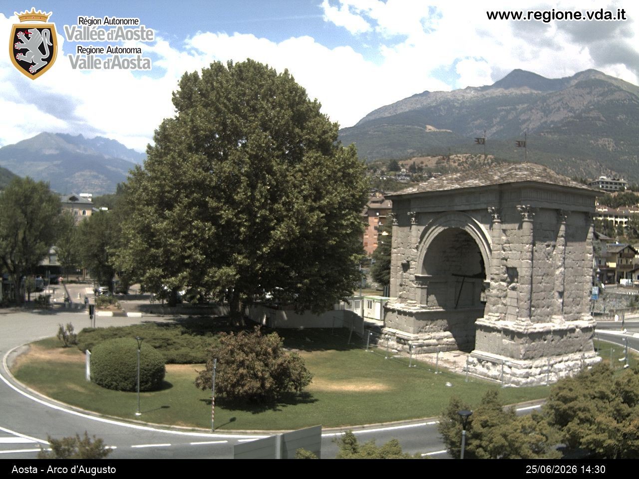 Archiv Foto Webcam Piazza Arco d'Augusto, Aosta