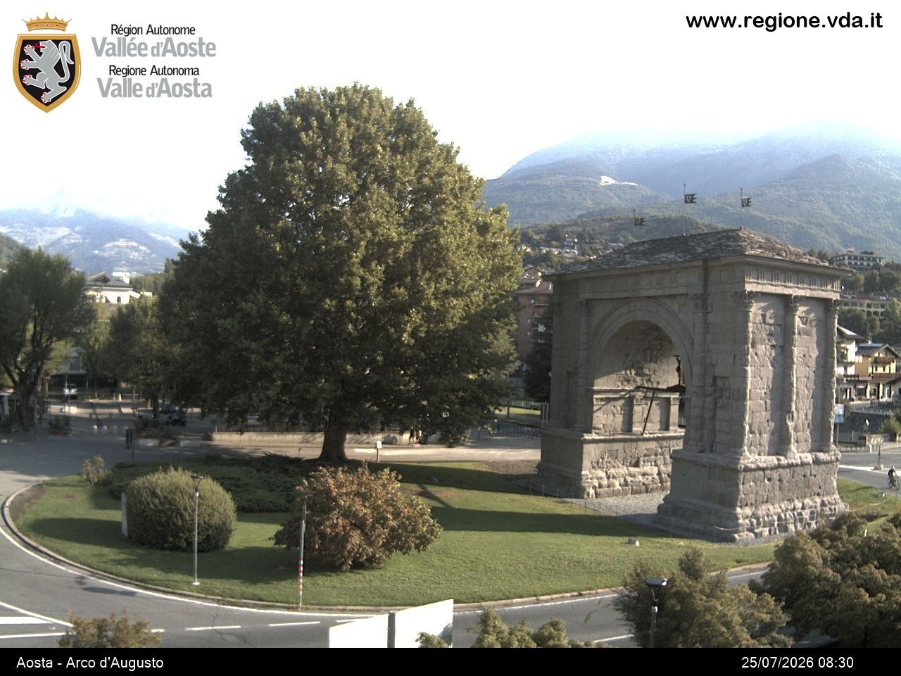 Archived image Webcam Aosta, Piazza Arco d'Augusto
