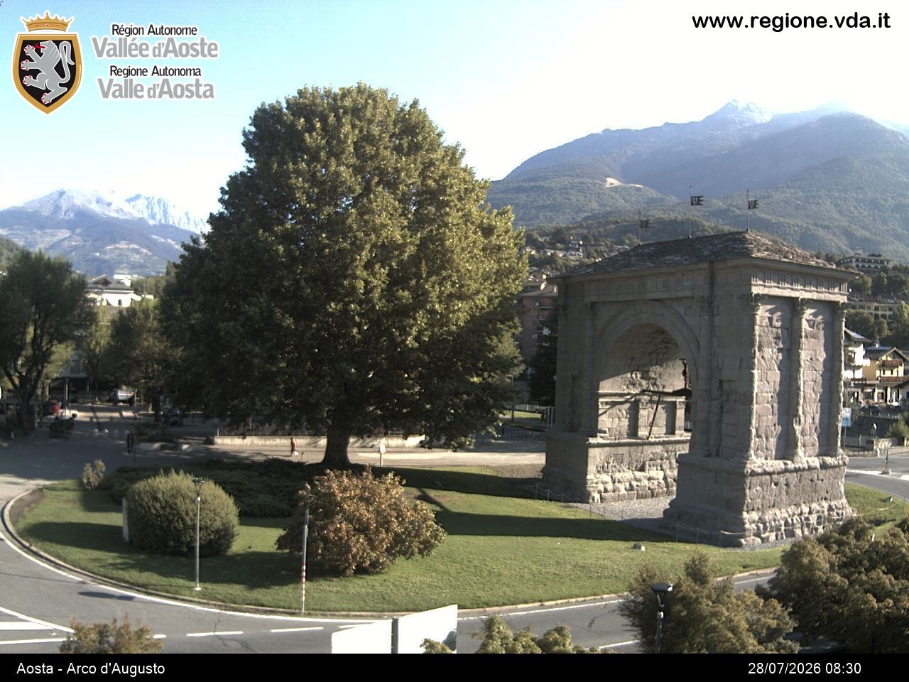 Archiv Foto Webcam Piazza Arco d'Augusto, Aosta