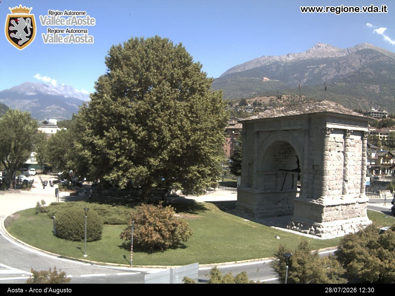 Archiv Foto Webcam Piazza Arco d'Augusto, Aosta