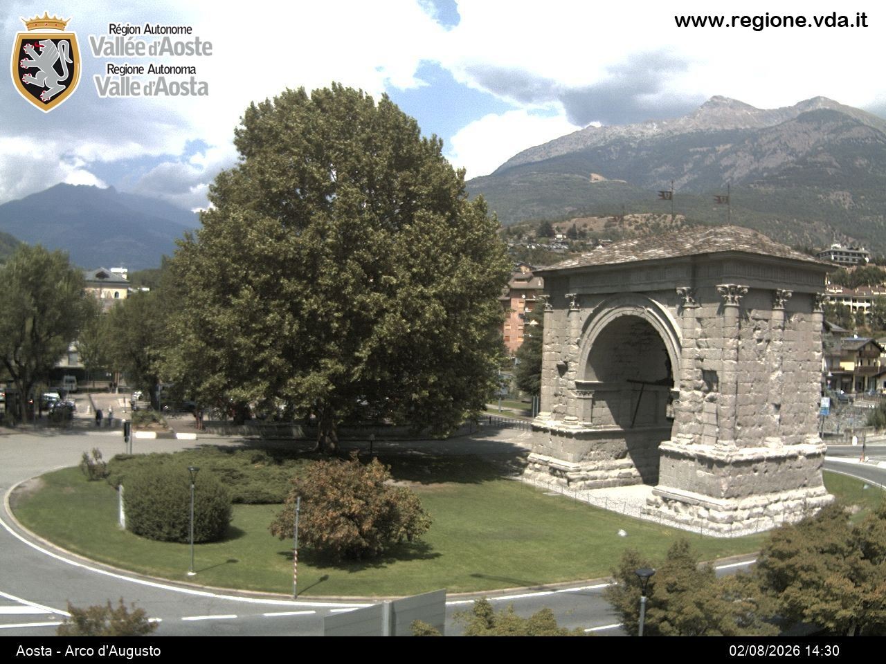 Archived image Webcam Aosta, Piazza Arco d'Augusto