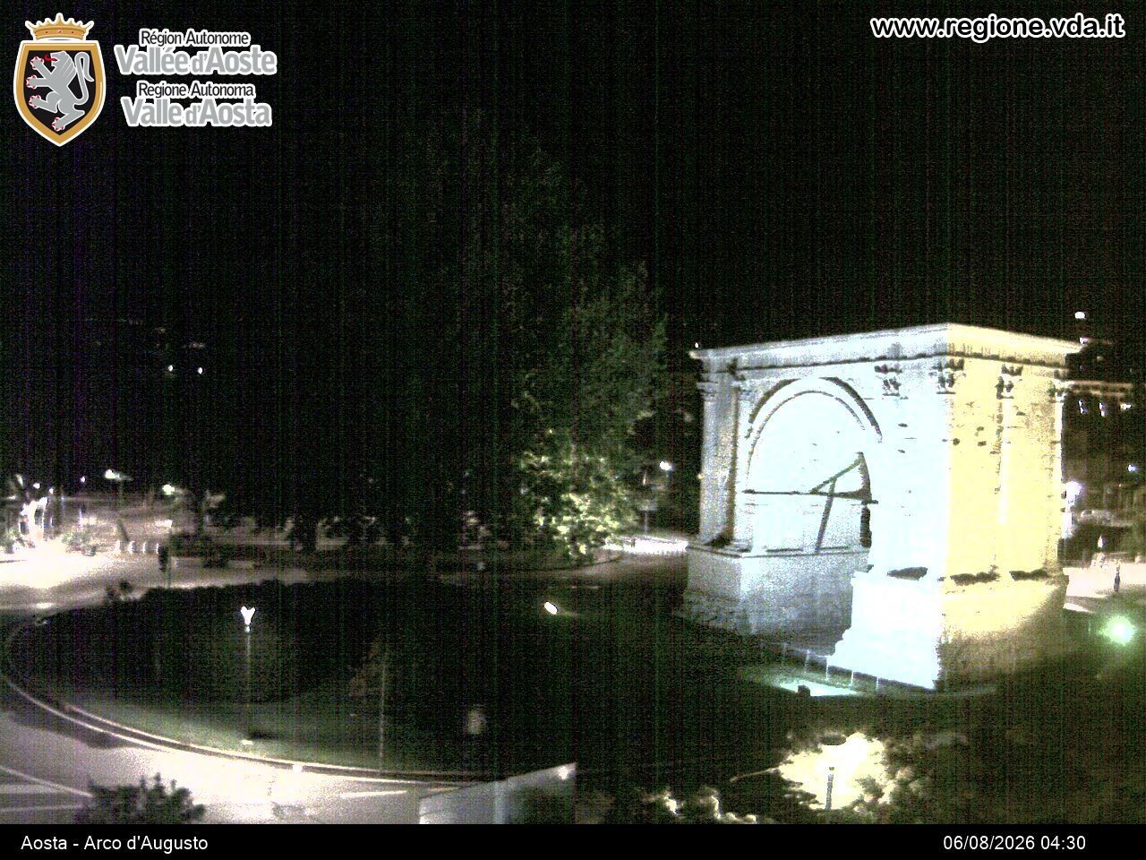Archiv Foto Webcam Piazza Arco d'Augusto, Aosta