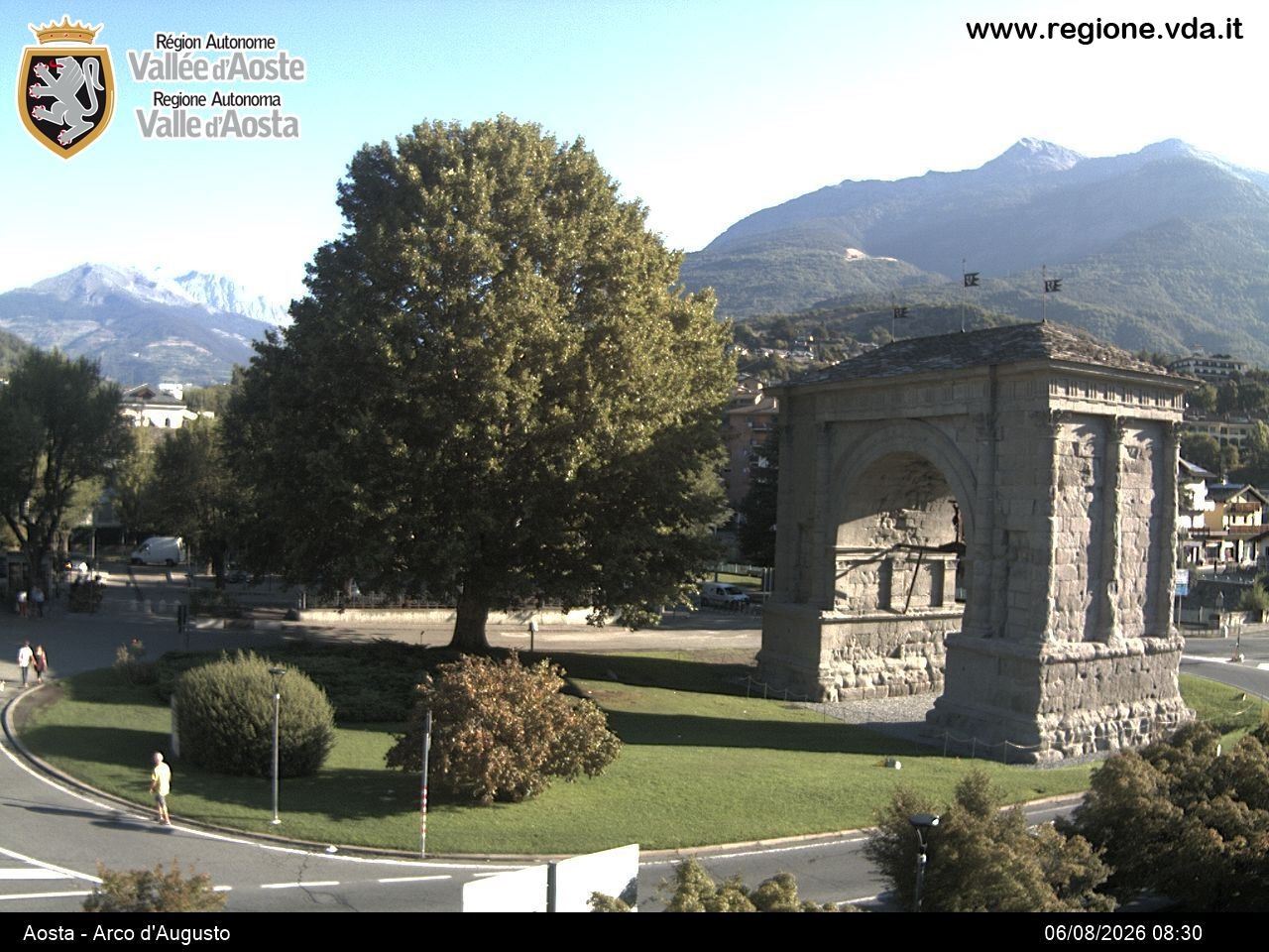 Archiv Foto Webcam Piazza Arco d'Augusto, Aosta