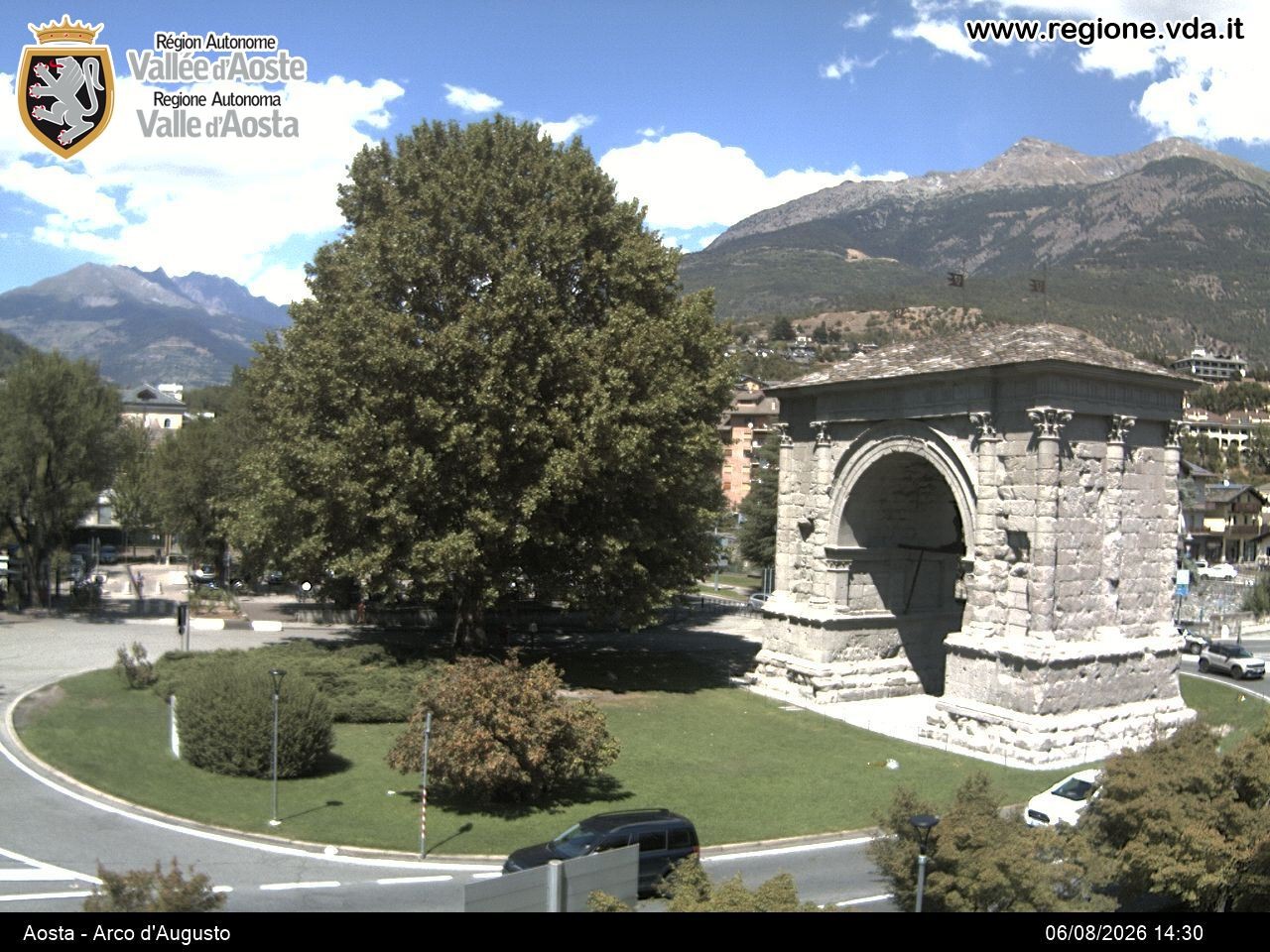 Archiv Foto Webcam Piazza Arco d'Augusto, Aosta