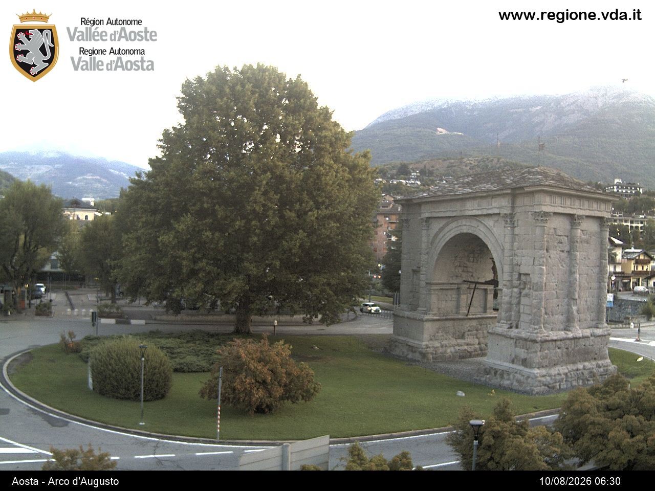 Archived image Webcam Aosta, Piazza Arco d'Augusto