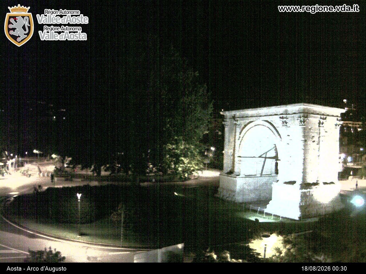 Archiv Foto Webcam Piazza Arco d'Augusto, Aosta