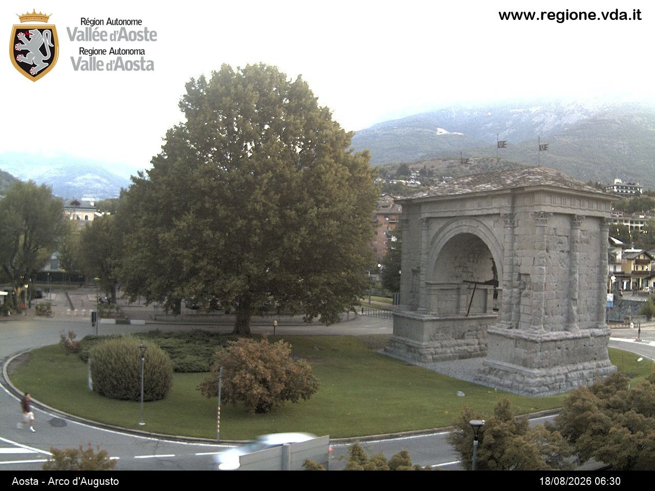 Archiv Foto Webcam Piazza Arco d'Augusto, Aosta