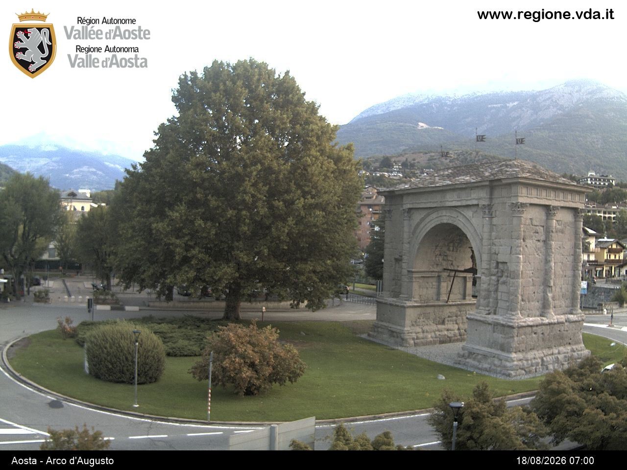 Archiv Foto Webcam Piazza Arco d'Augusto, Aosta