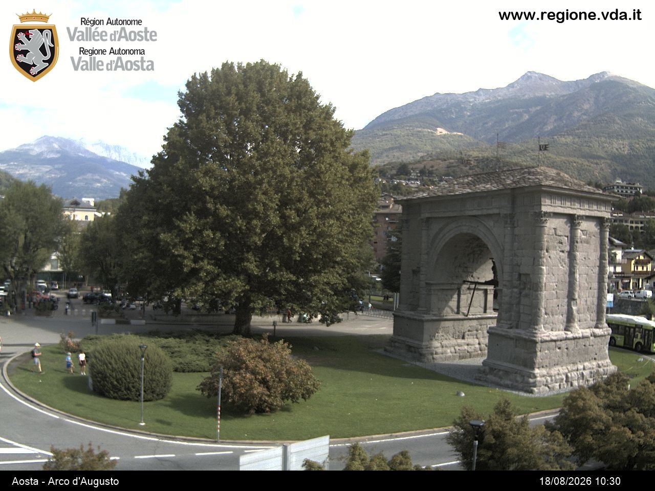 Archiv Foto Webcam Piazza Arco d'Augusto, Aosta