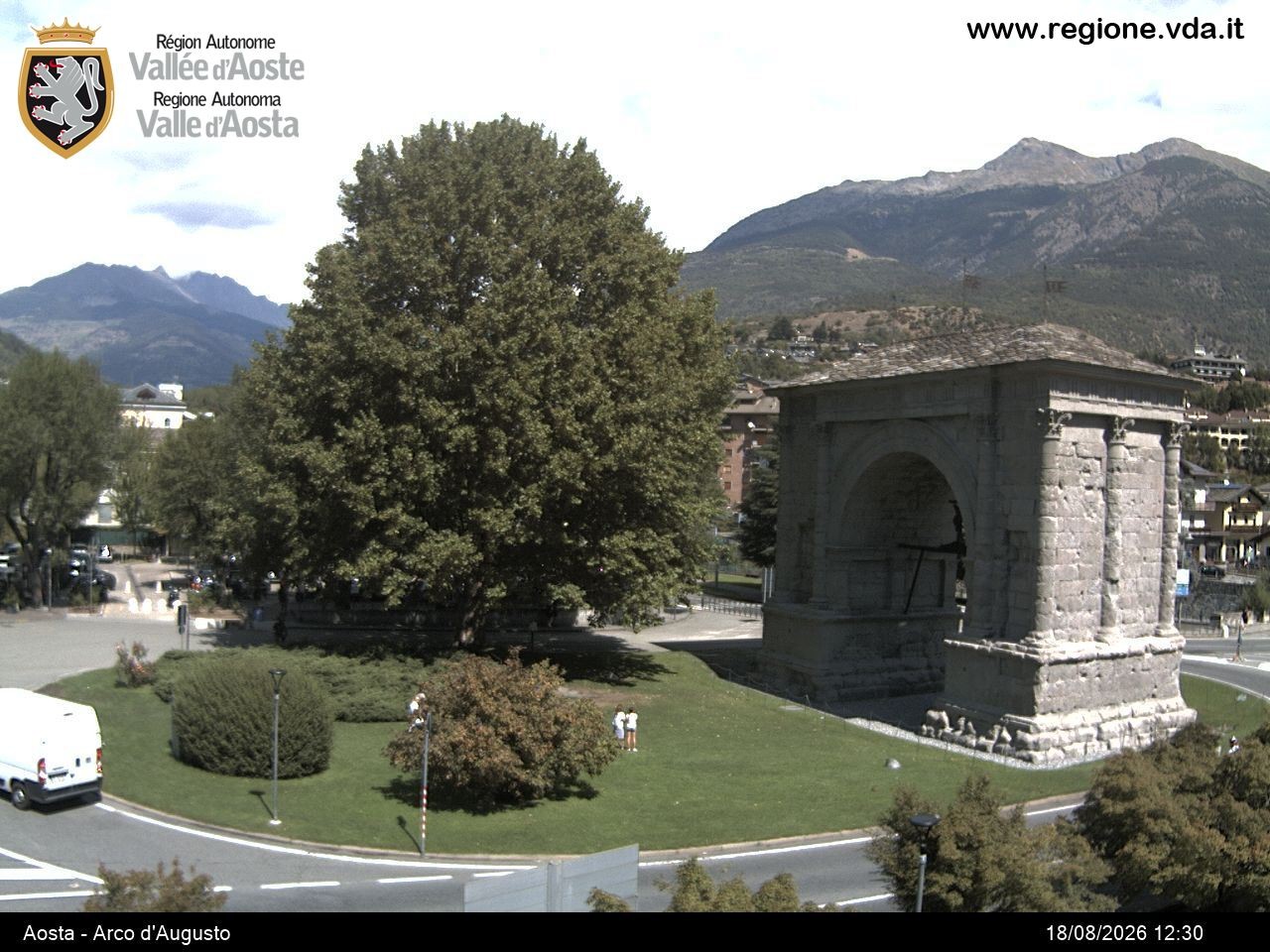 Archiv Foto Webcam Piazza Arco d'Augusto, Aosta