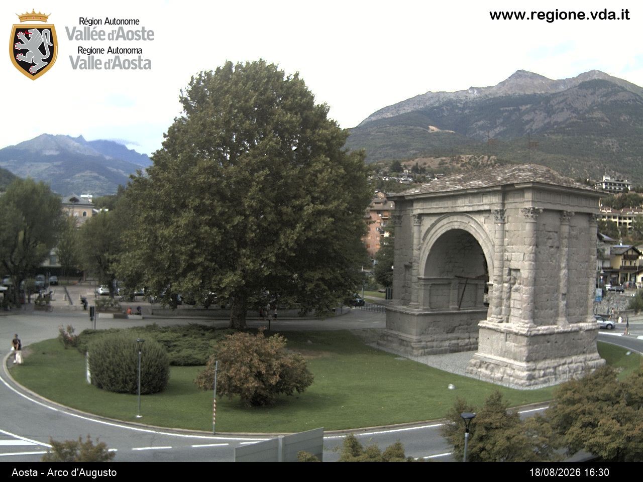 Archiv Foto Webcam Piazza Arco d'Augusto, Aosta