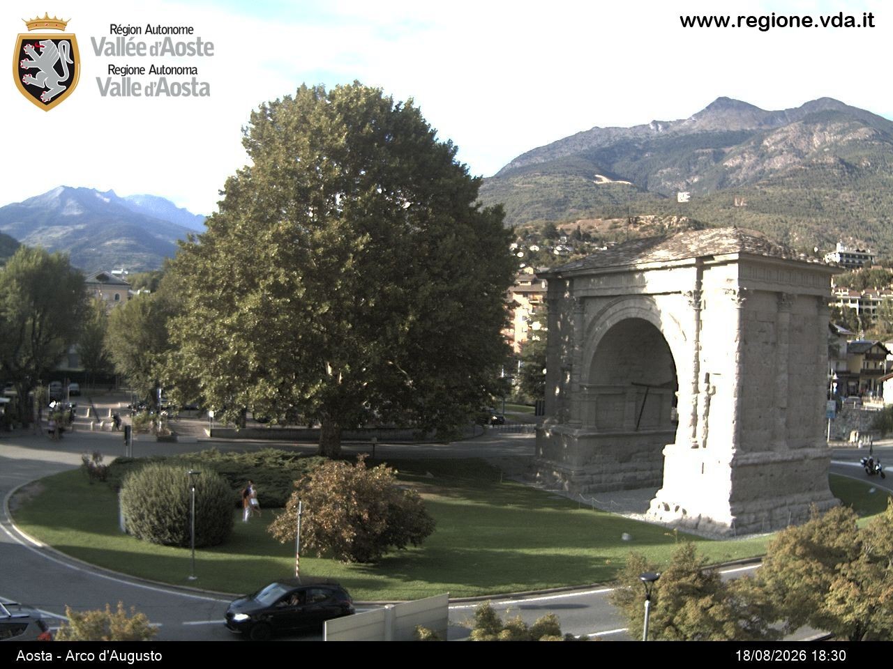Archiv Foto Webcam Piazza Arco d'Augusto, Aosta