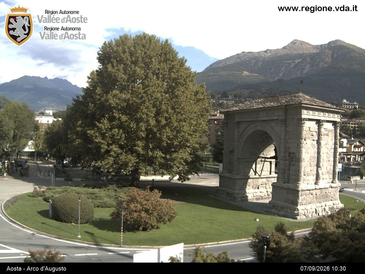 Archiv Foto Webcam Piazza Arco d'Augusto, Aosta