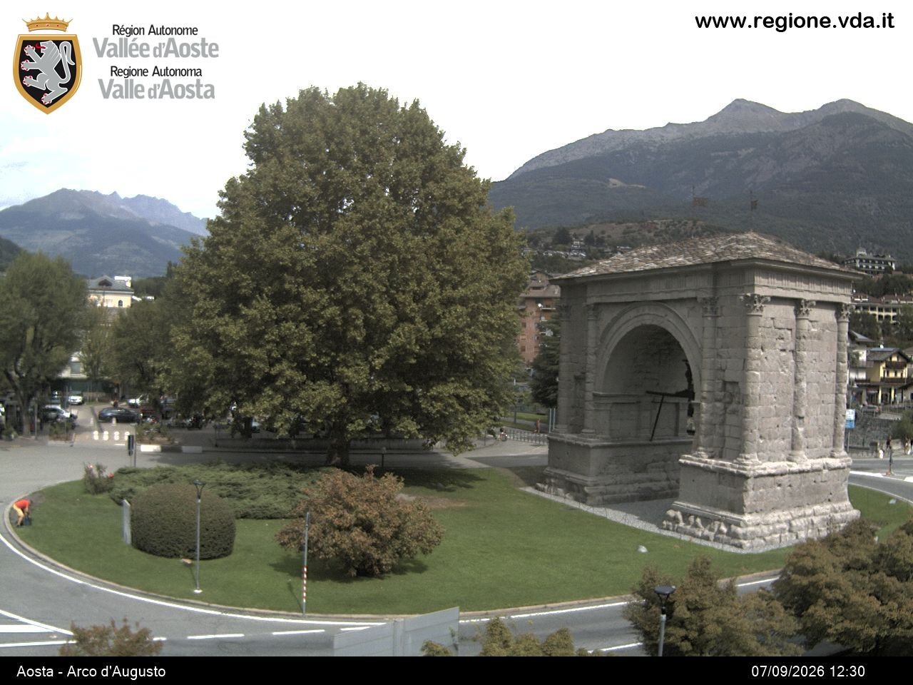 Archiv Foto Webcam Piazza Arco d'Augusto, Aosta
