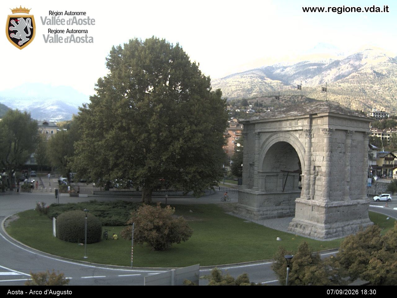 Archiv Foto Webcam Piazza Arco d'Augusto, Aosta