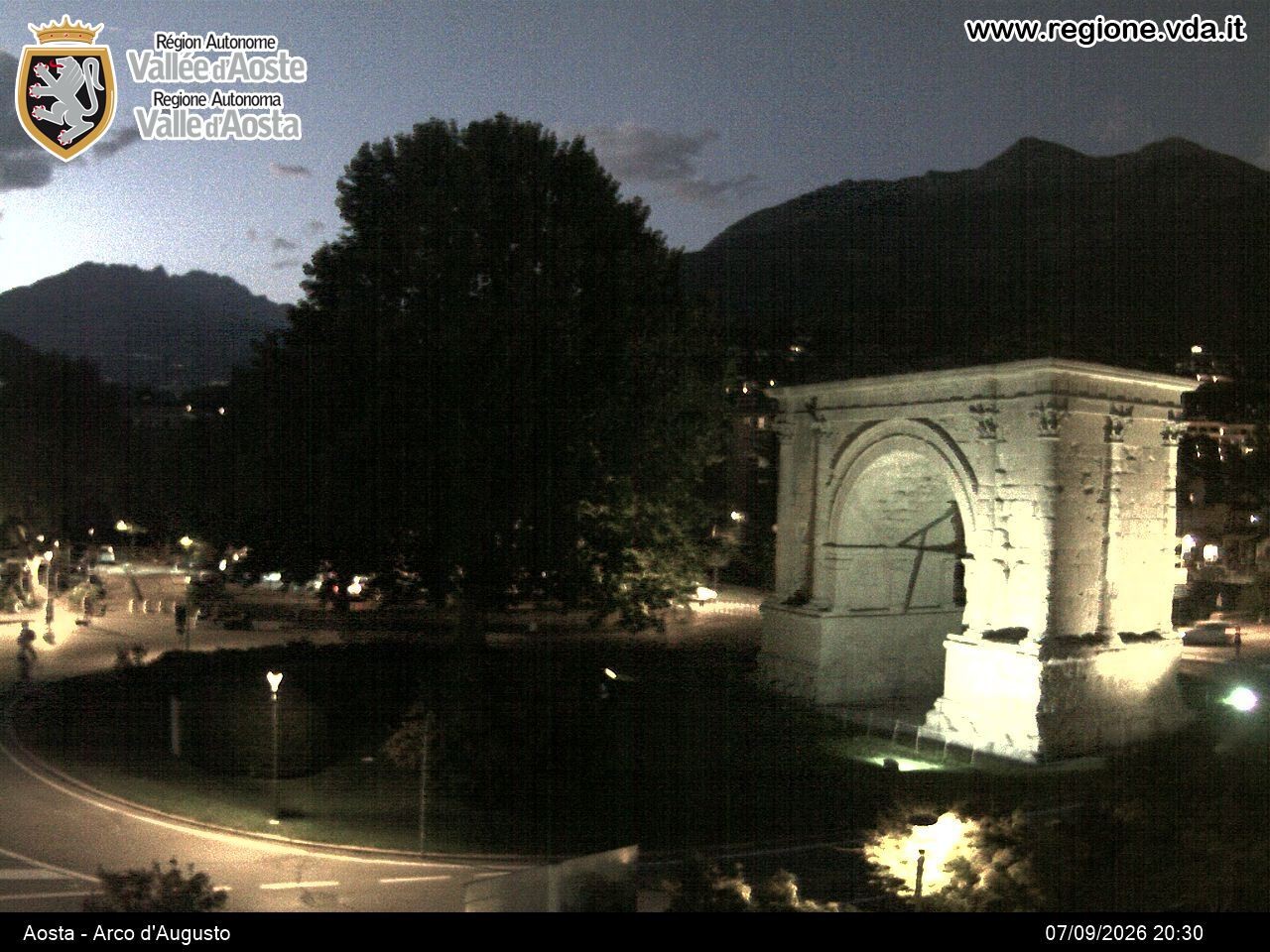 Archiv Foto Webcam Piazza Arco d'Augusto, Aosta
