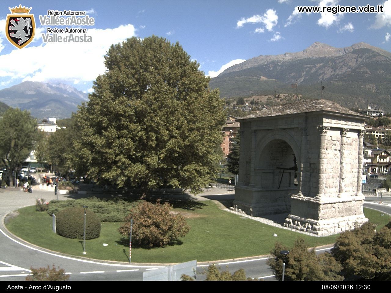 Archiv Foto Webcam Piazza Arco d'Augusto, Aosta