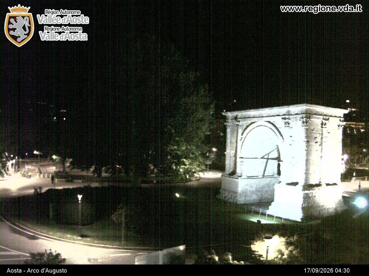 Archiv Foto Webcam Piazza Arco d'Augusto, Aosta