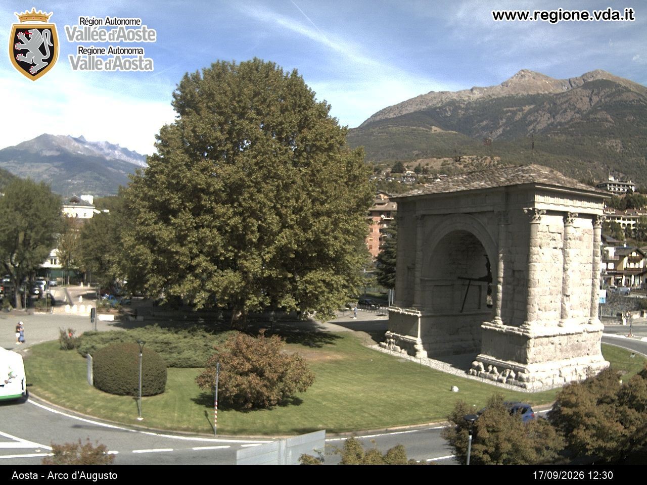 Archiv Foto Webcam Piazza Arco d'Augusto, Aosta