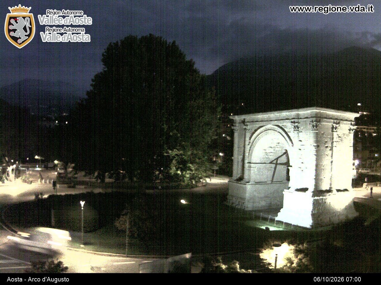 Archiv Foto Webcam Piazza Arco d'Augusto, Aosta