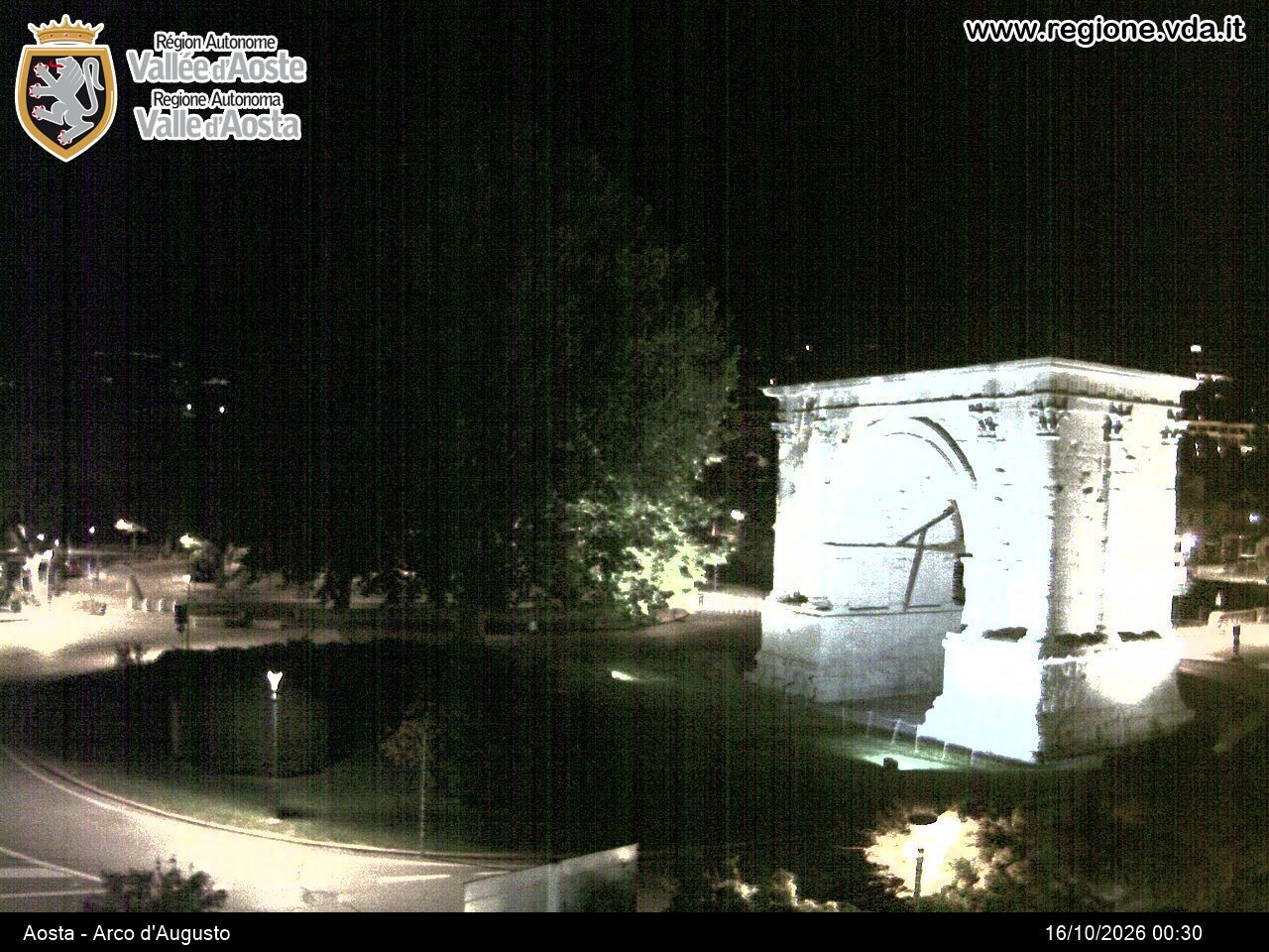Archived image Webcam Aosta, Piazza Arco d'Augusto