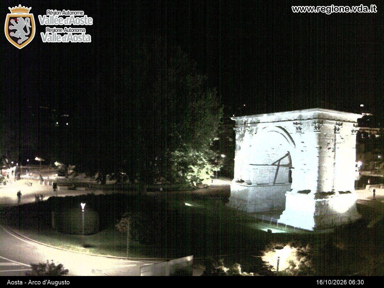 Archived image Webcam Aosta, Piazza Arco d'Augusto