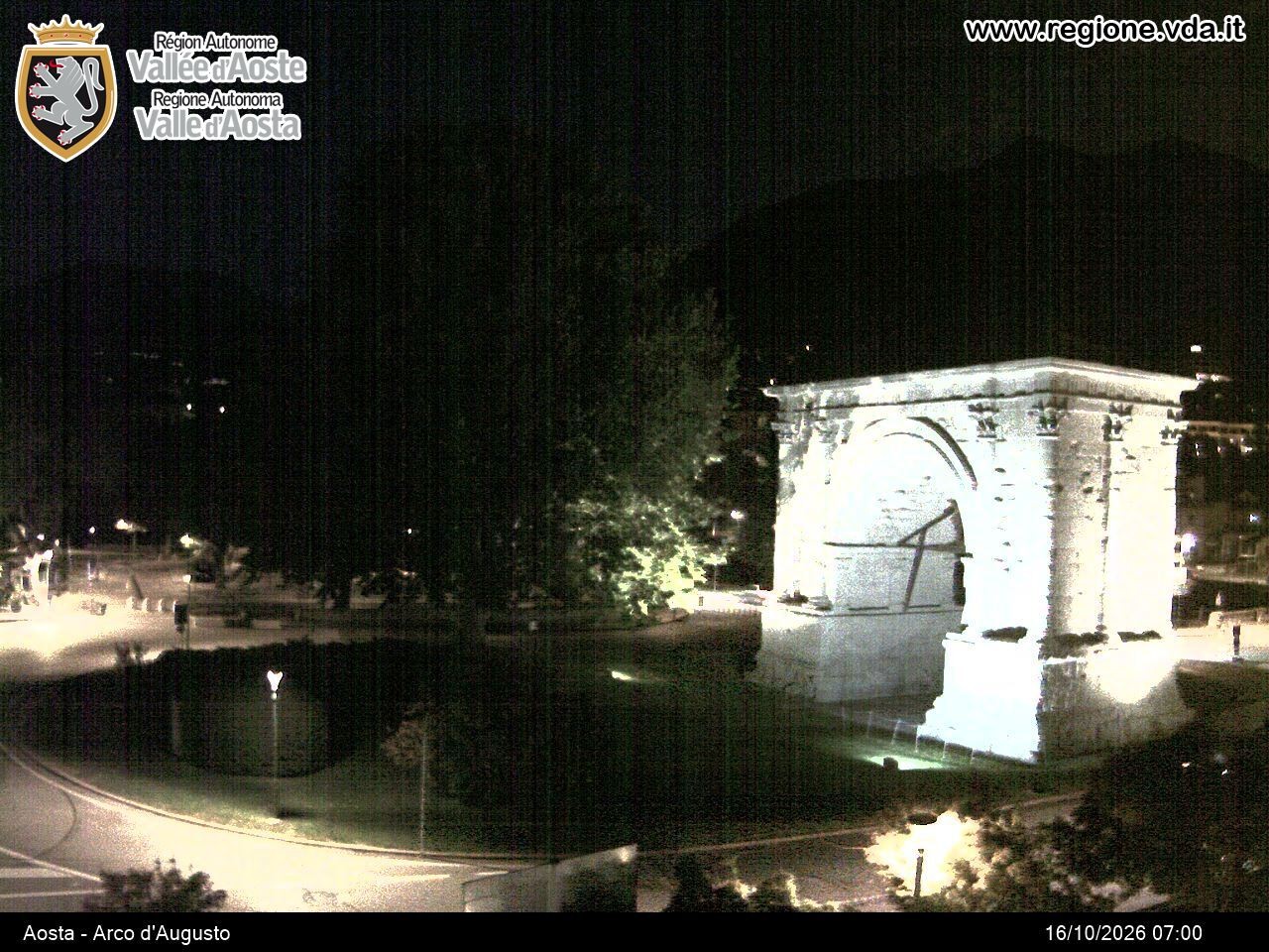 Archived image Webcam Aosta, Piazza Arco d'Augusto