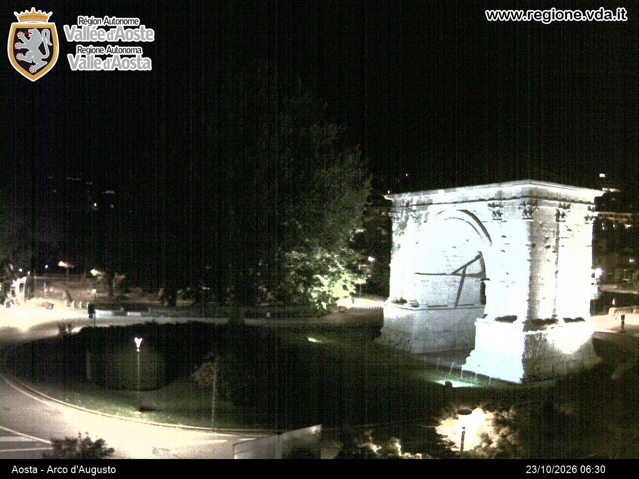 Archiv Foto Webcam Piazza Arco d'Augusto, Aosta