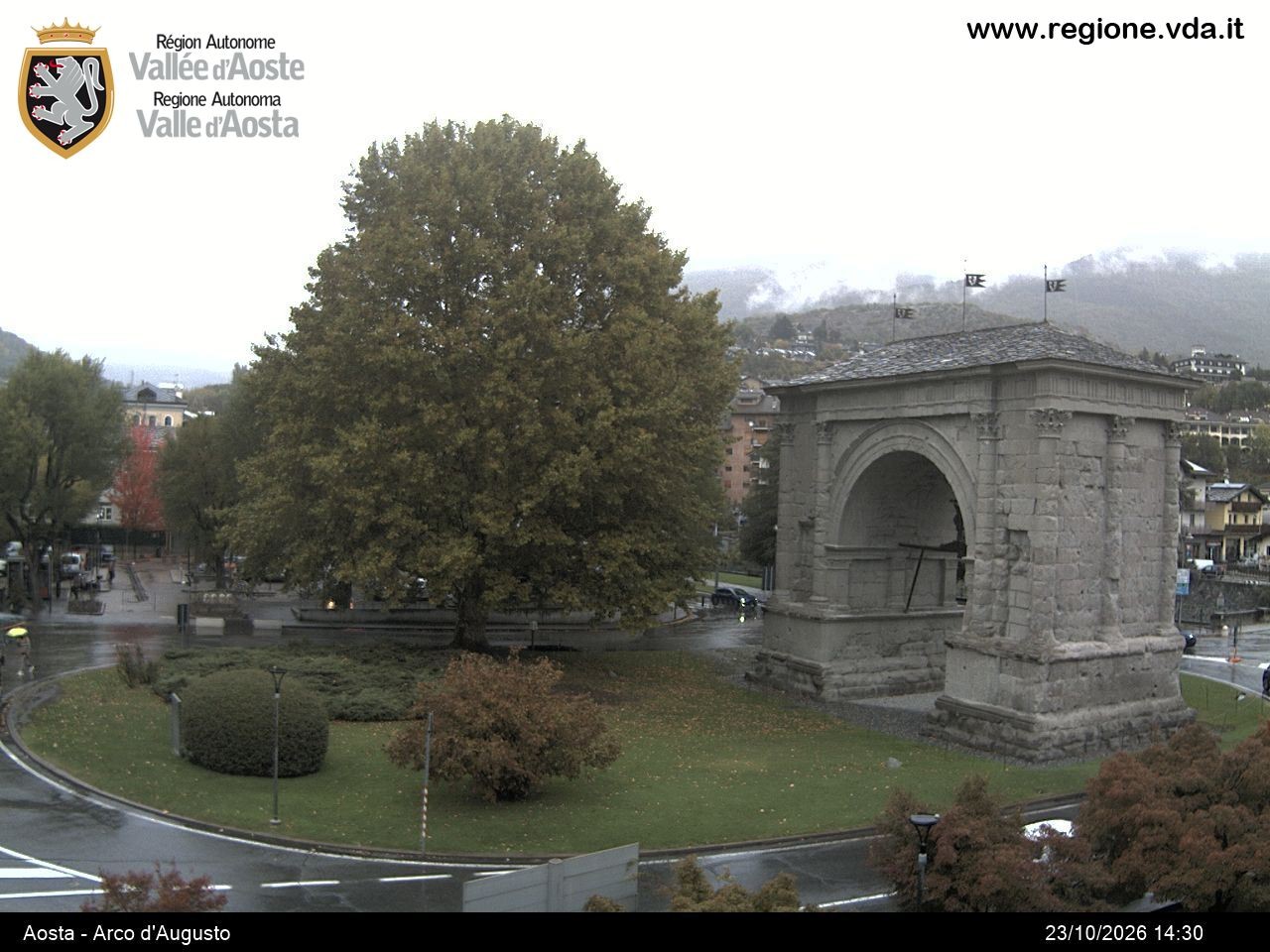 Archiv Foto Webcam Piazza Arco d'Augusto, Aosta