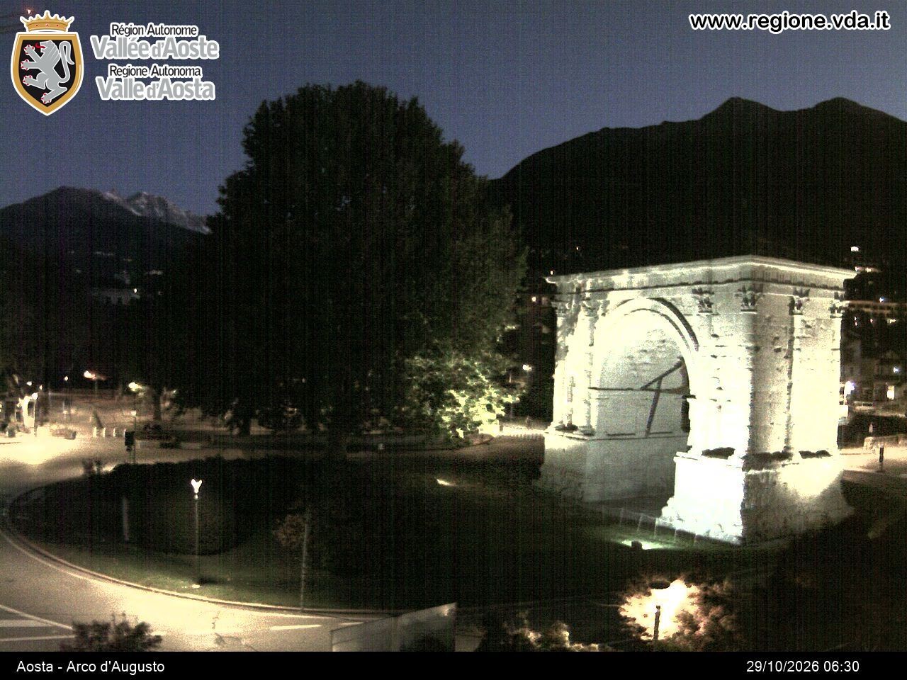 Archived image Webcam Aosta, Piazza Arco d'Augusto