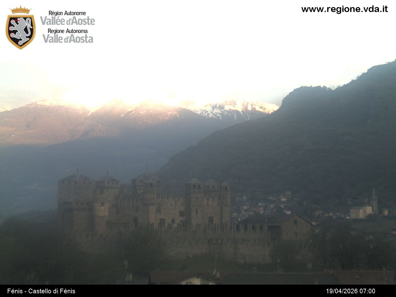 Archiv Foto Webcam Aostatal, Schloss Fenis