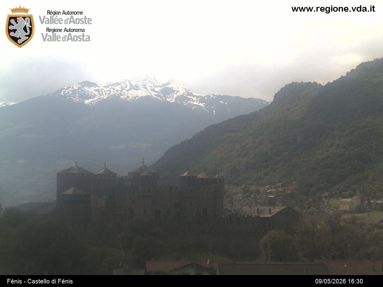 Archiv Foto Webcam Aostatal, Schloss Fenis