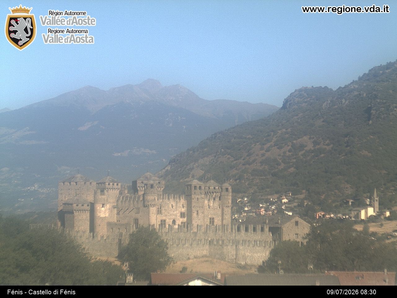 Archiv Foto Webcam Aostatal, Schloss Fenis
