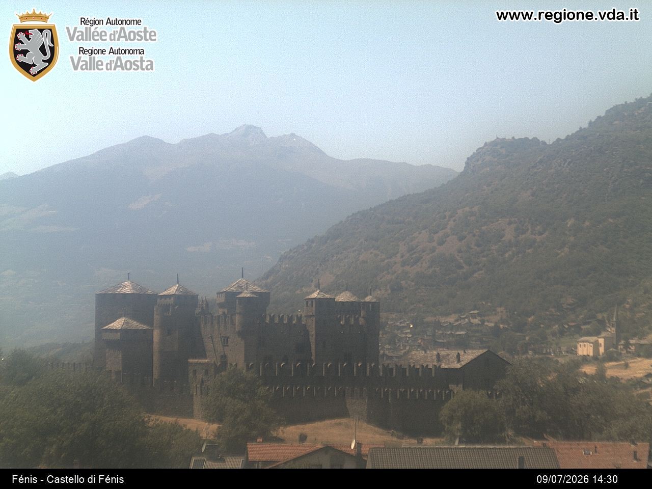 Archiv Foto Webcam Aostatal, Schloss Fenis