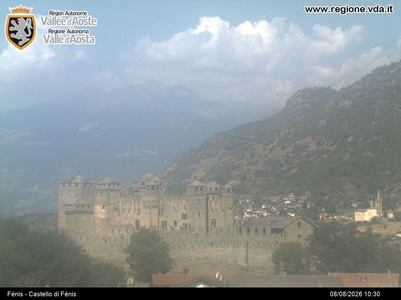 Archiv Foto Webcam Aostatal, Schloss Fenis
