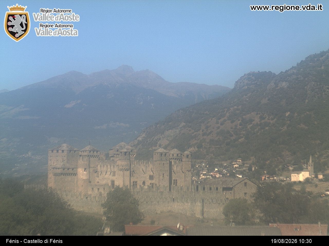Archiv Foto Webcam Aostatal, Schloss Fenis